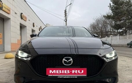 Mazda 3, 2019 год, 1 250 000 рублей, 2 фотография