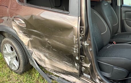 Renault Sandero II рестайлинг, 2019 год, 650 000 рублей, 7 фотография