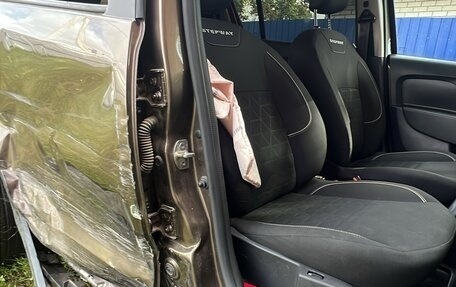 Renault Sandero II рестайлинг, 2019 год, 650 000 рублей, 11 фотография