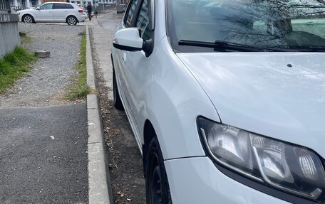 Renault Logan II, 2015 год, 477 000 рублей, 3 фотография
