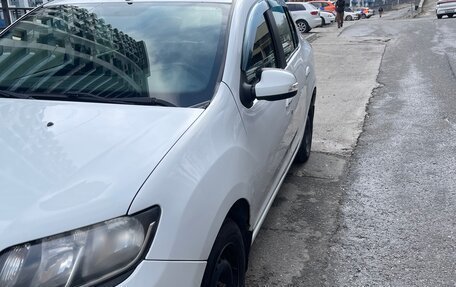 Renault Logan II, 2015 год, 477 000 рублей, 4 фотография
