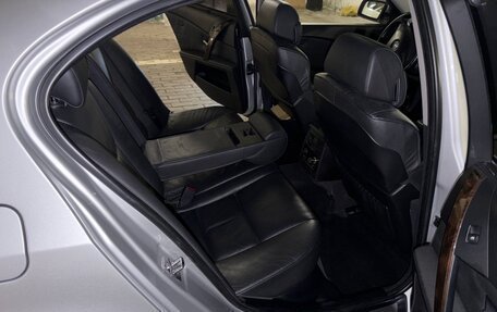 BMW 5 серия, 2006 год, 850 000 рублей, 11 фотография