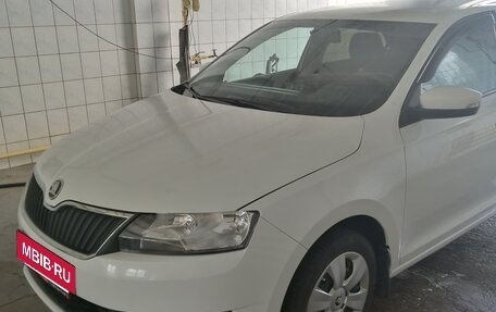 Skoda Rapid I, 2017 год, 1 050 000 рублей, 2 фотография