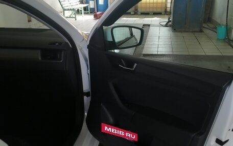 Skoda Rapid I, 2017 год, 1 050 000 рублей, 7 фотография