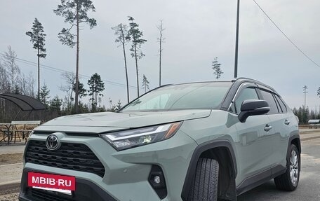 Toyota RAV4, 2023 год, 4 800 000 рублей, 21 фотография