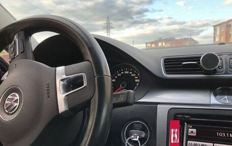 Volkswagen Passat B7, 2011 год, 750 000 рублей, 7 фотография