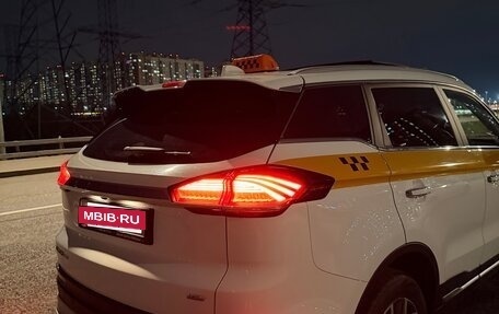 Geely Atlas, 2024 год, 2 395 000 рублей, 8 фотография