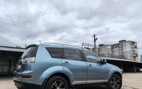 Mitsubishi Outlander III рестайлинг 3, 2007 год, 875 000 рублей, 12 фотография