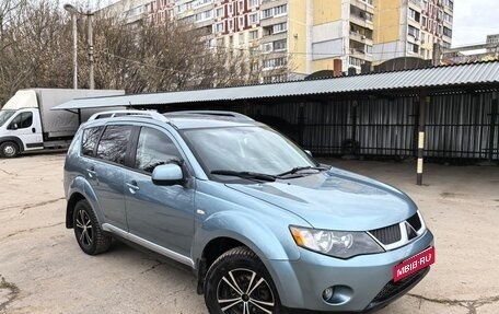 Mitsubishi Outlander III рестайлинг 3, 2007 год, 875 000 рублей, 14 фотография