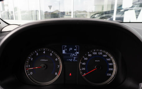 Hyundai Solaris II рестайлинг, 2015 год, 1 050 000 рублей, 13 фотография