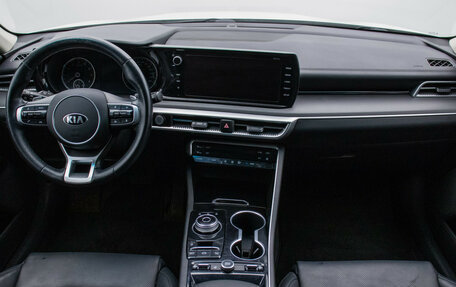 KIA K5, 2020 год, 2 438 000 рублей, 13 фотография