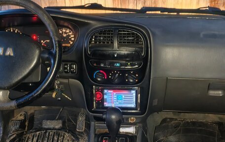 KIA Sportage IV рестайлинг, 2003 год, 240 000 рублей, 7 фотография