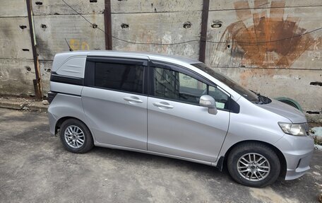 Honda Freed I, 2016 год, 1 300 000 рублей, 3 фотография