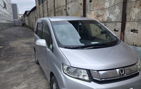 Honda Freed I, 2016 год, 1 300 000 рублей, 7 фотография