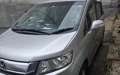 Honda Freed I, 2016 год, 1 300 000 рублей, 9 фотография