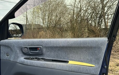 Toyota Ipsum II, 1999 год, 470 000 рублей, 15 фотография