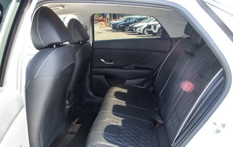 Hyundai Elantra, 2024 год, 2 488 000 рублей, 8 фотография