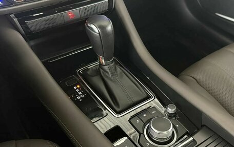 Mazda 6, 2023 год, 2 400 000 рублей, 21 фотография