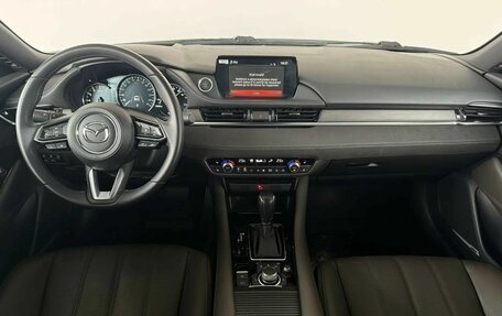 Mazda 6, 2023 год, 2 400 000 рублей, 28 фотография