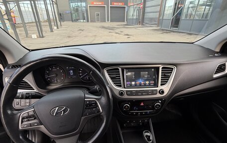 Hyundai Solaris II рестайлинг, 2019 год, 1 630 000 рублей, 11 фотография