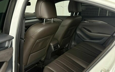 Mazda 6, 2023 год, 2 400 000 рублей, 29 фотография