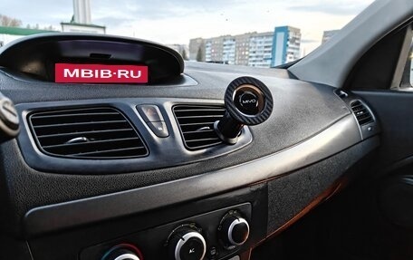 Renault Megane III, 2013 год, 700 000 рублей, 14 фотография