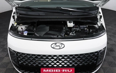 Hyundai Staria, 2021 год, 4 790 000 рублей, 9 фотография