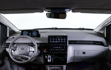 Hyundai Staria, 2021 год, 4 790 000 рублей, 14 фотография