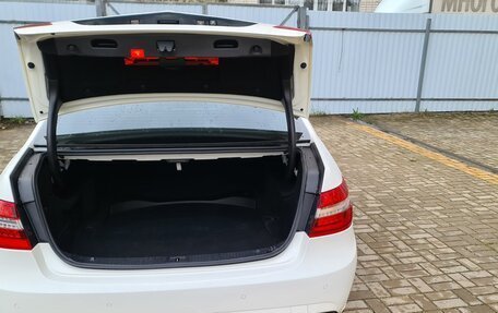 Mercedes-Benz E-Класс, 2010 год, 1 580 000 рублей, 5 фотография