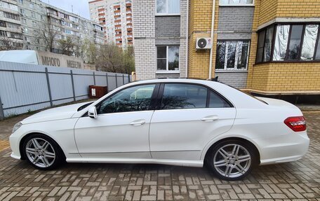 Mercedes-Benz E-Класс, 2010 год, 1 580 000 рублей, 3 фотография