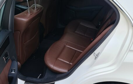 Mercedes-Benz E-Класс, 2010 год, 1 580 000 рублей, 8 фотография