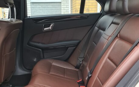 Mercedes-Benz E-Класс, 2010 год, 1 580 000 рублей, 9 фотография