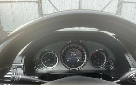 Mercedes-Benz E-Класс, 2010 год, 1 580 000 рублей, 21 фотография