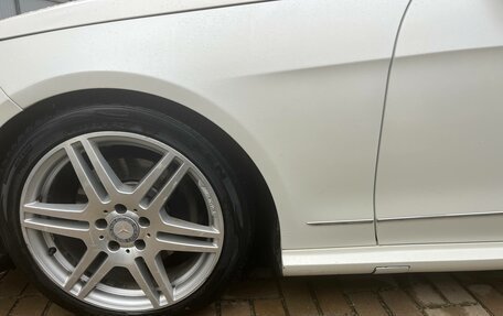 Mercedes-Benz E-Класс, 2010 год, 1 580 000 рублей, 25 фотография