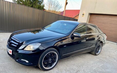 Mercedes-Benz E-Класс, 2009 год, 1 335 000 рублей, 3 фотография