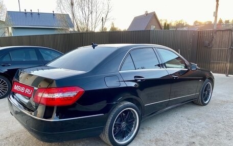 Mercedes-Benz E-Класс, 2009 год, 1 335 000 рублей, 4 фотография