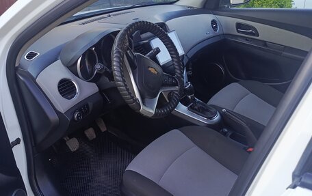 Chevrolet Cruze II, 2012 год, 670 000 рублей, 6 фотография