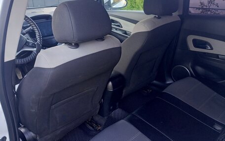 Chevrolet Cruze II, 2012 год, 670 000 рублей, 7 фотография