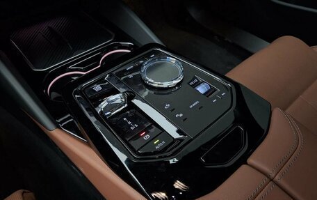 BMW 5 серия, 2025 год, 9 555 000 рублей, 6 фотография