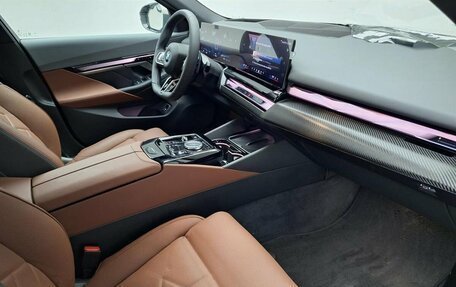 BMW 5 серия, 2025 год, 9 555 000 рублей, 17 фотография