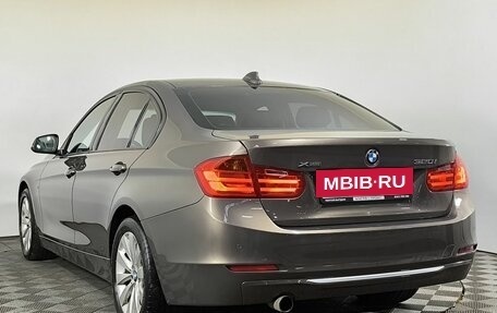 BMW 3 серия, 2014 год, 2 350 000 рублей, 6 фотография