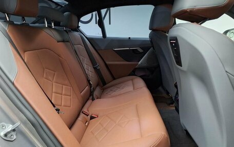 BMW 5 серия, 2025 год, 9 555 000 рублей, 19 фотография