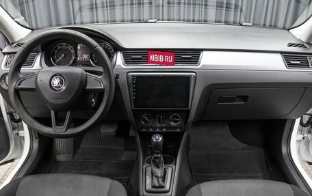 Skoda Rapid I, 2017 год, 898 000 рублей, 14 фотография