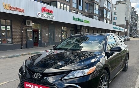 Toyota Camry, 2021 год, 2 200 000 рублей, 16 фотография