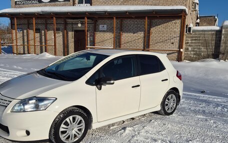 Toyota Auris II, 2010 год, 750 000 рублей, 4 фотография