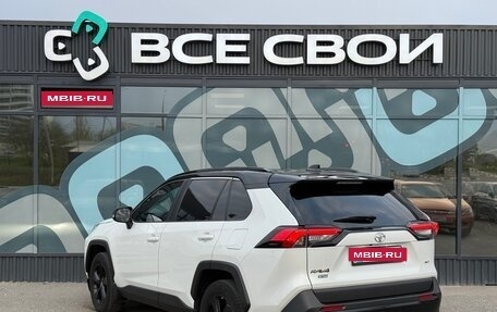 Toyota RAV4, 2021 год, 3 370 000 рублей, 3 фотография