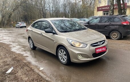 Hyundai Solaris II рестайлинг, 2014 год, 785 000 рублей, 1 фотография