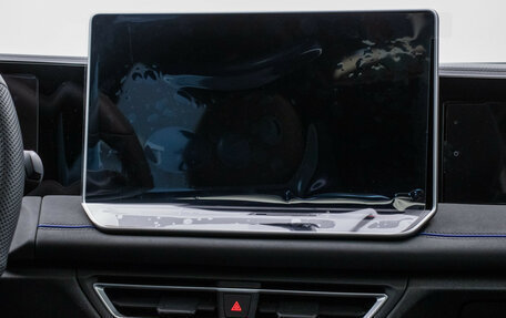 Volkswagen Tiguan, 2025 год, 5 600 000 рублей, 13 фотография