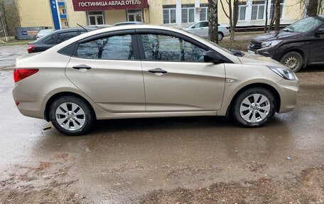 Hyundai Solaris II рестайлинг, 2014 год, 785 000 рублей, 5 фотография