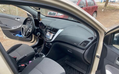 Hyundai Solaris II рестайлинг, 2014 год, 785 000 рублей, 7 фотография